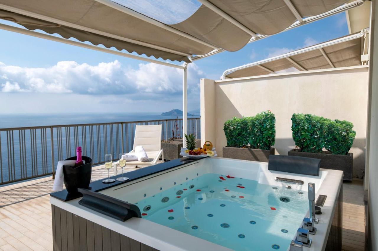 Grand Hotel Serapide Pozzuoli Exteriér fotografie